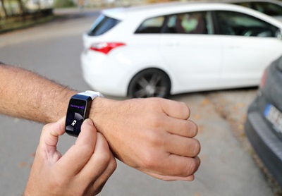 Smart watch car