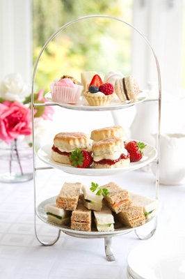 Mother's Day Present Ideas: Afternoon Tea