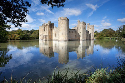 Places to celebrate St George's Day: Bodiam Castle