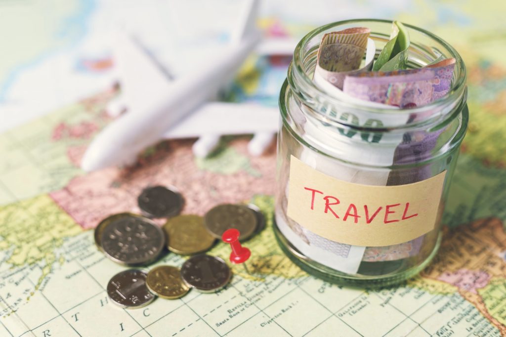 Thrifty Tips to Make the Most of Your Holiday Cash