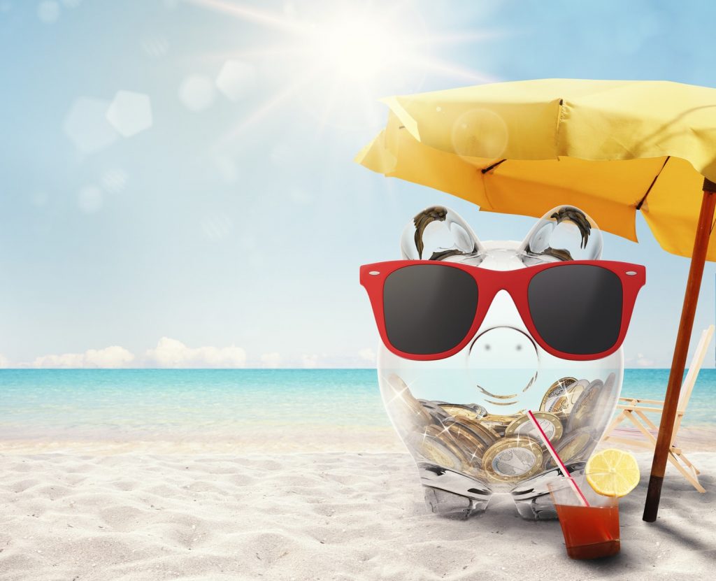 Thrifty Tips to Make the Most of Your Holiday Cash