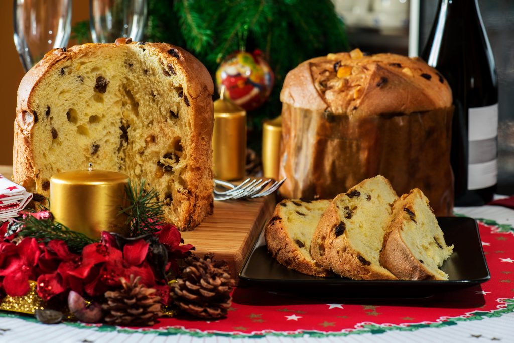 How to have a travel inspired Christmas- Italian panettone