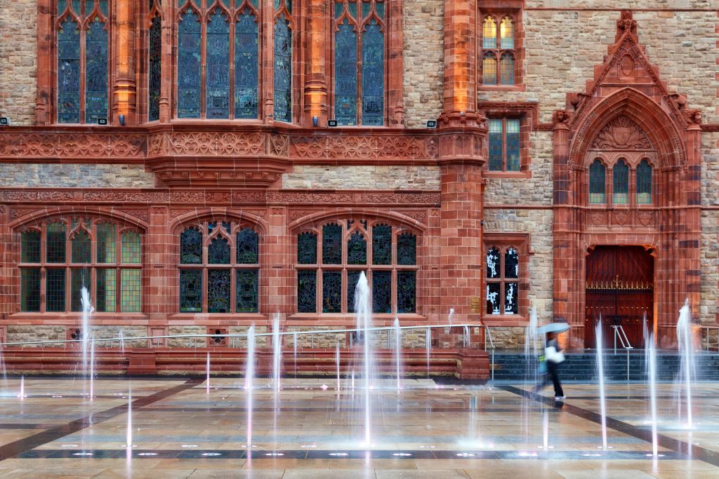 Northern Ireland: Causeway Coastal Route, Derry~Londonderry Guildhall