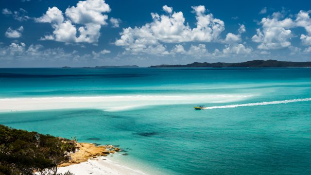 Top islands around Australia: Whitehaven Beach, Australia