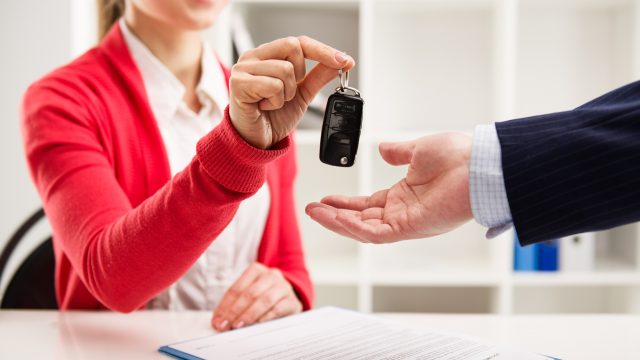 Stress-free car hire collection tips