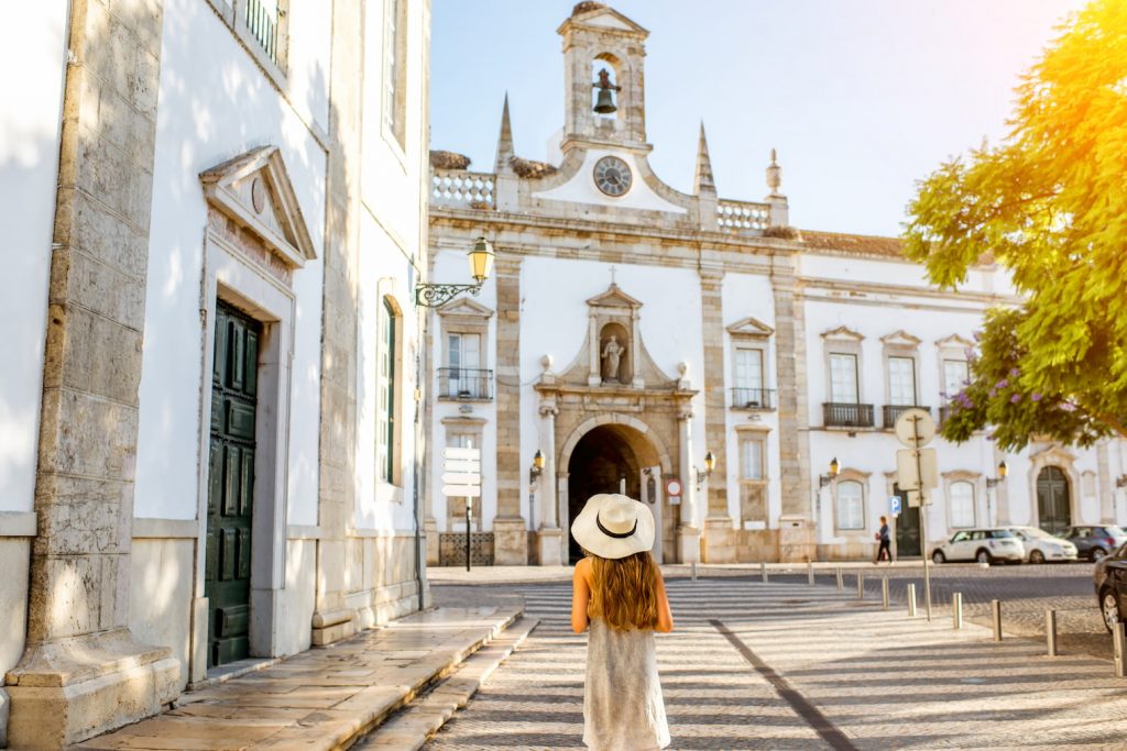 Dresswear dos and don'ts in portugal